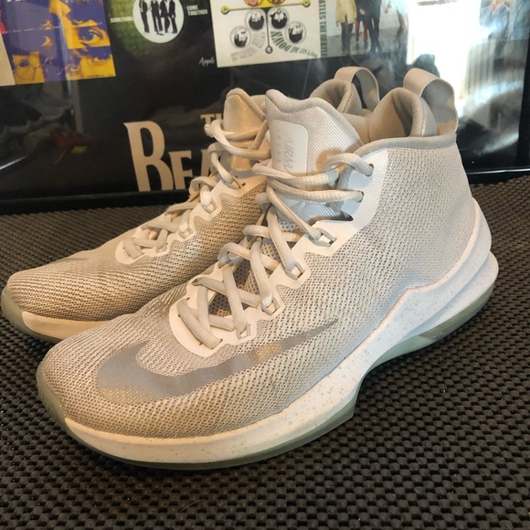 Nike basketball shoes size 8.5 men white - Picture 2 of 6